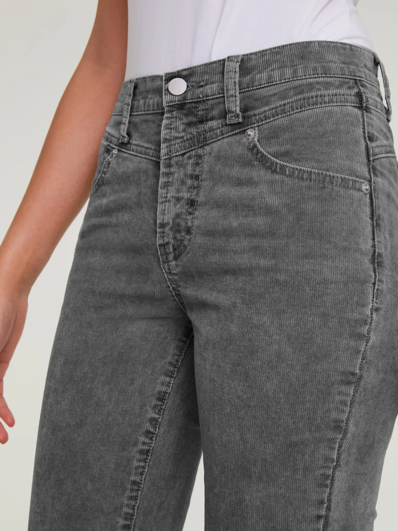Pantalon velours coupe droite