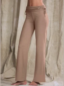 Panty legging avec jambes évasées