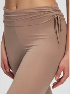 Panty legging avec jambes évasées