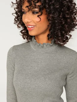 Pull à col montant look tendance