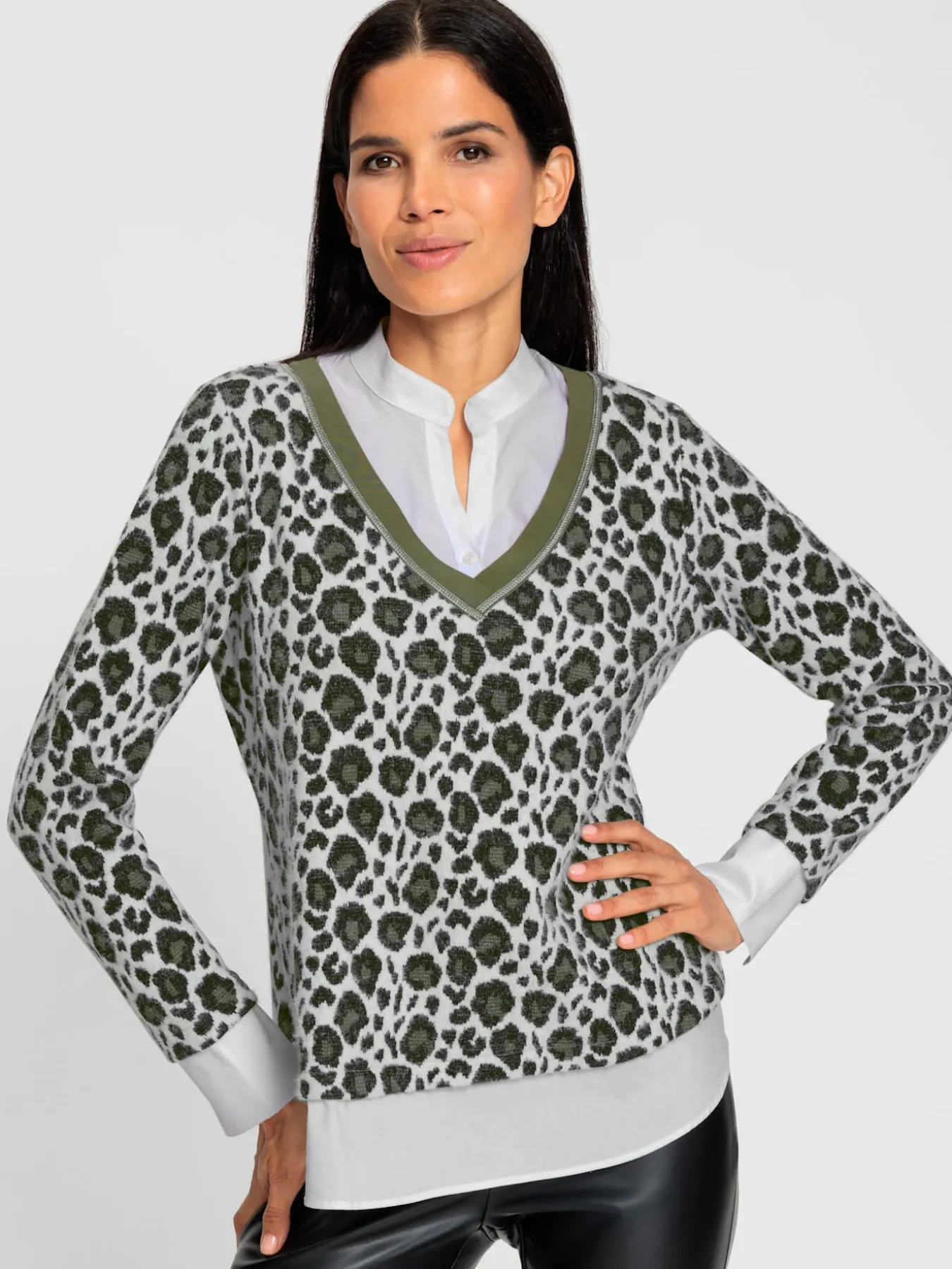 Pull 2 en 1 joli motif léopard