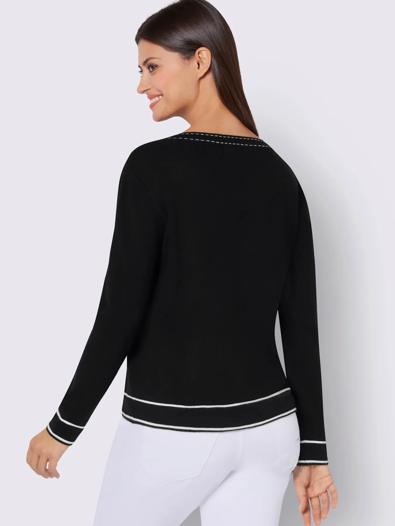 Pull à encolure en v tricot fin et doux