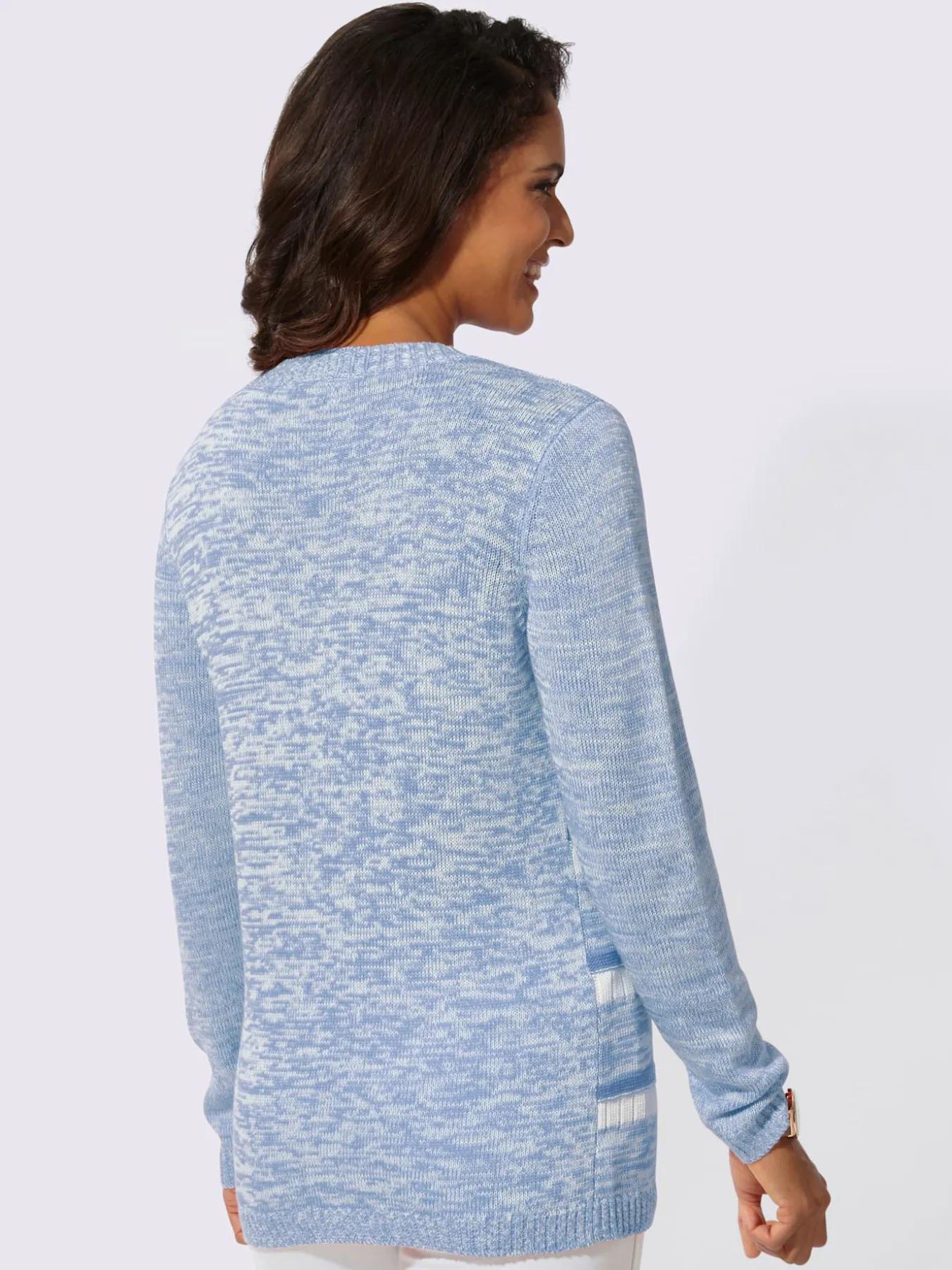 Pull à manches longues encolure ronde avec v ouvert