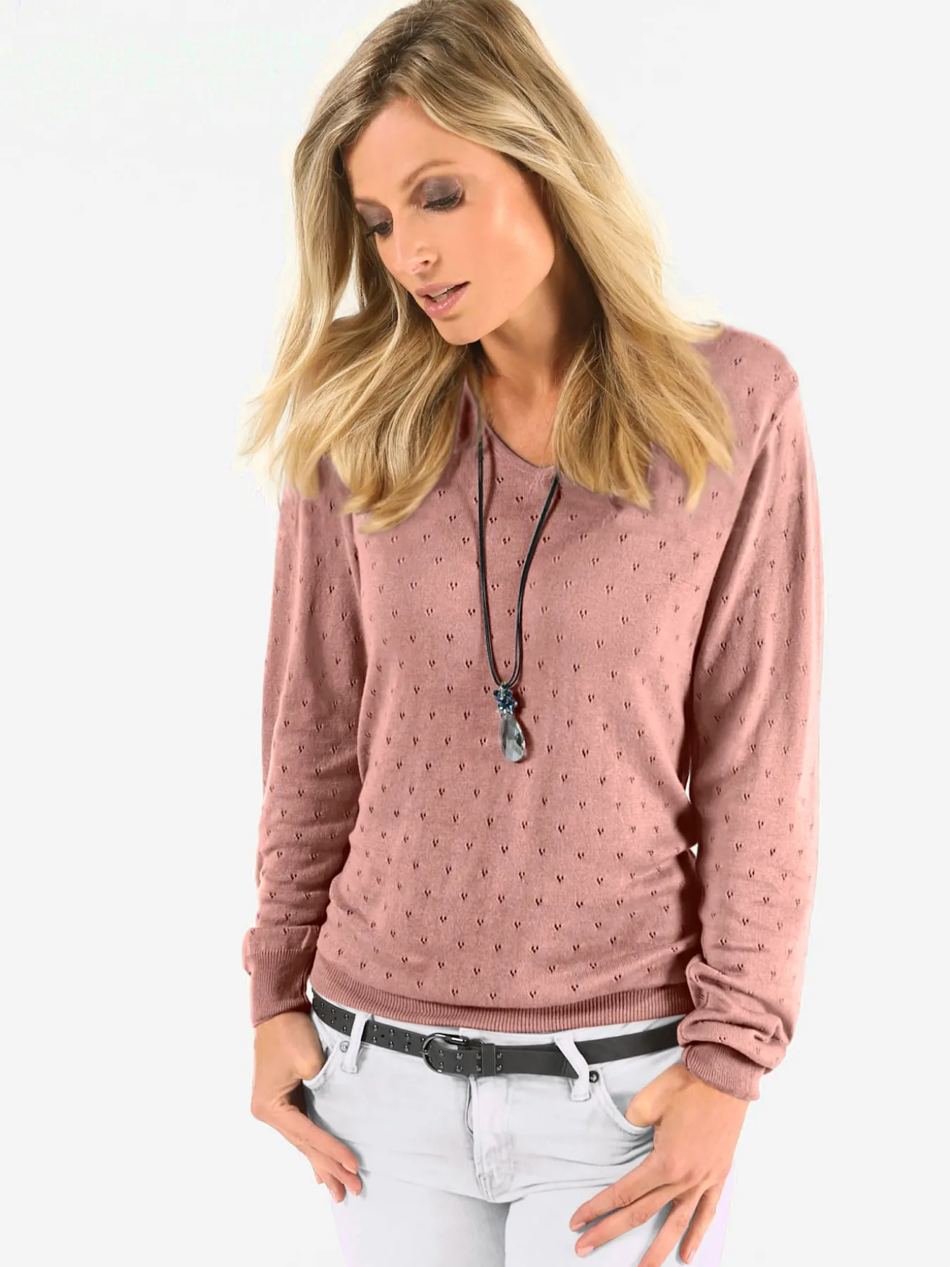 Pull ajouré 60% viscose