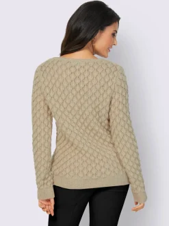 Pull ajouré superbe motif ajouré