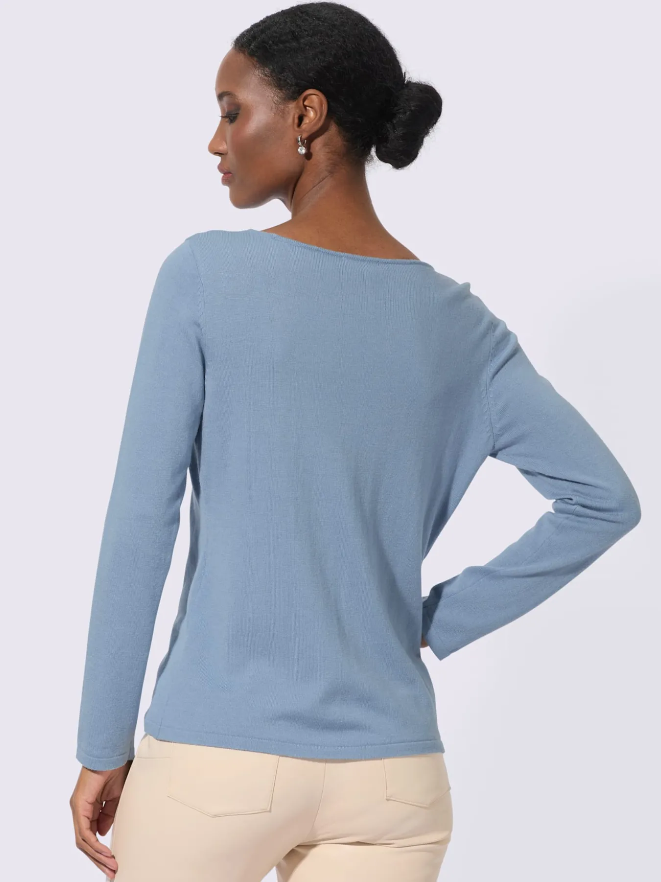 Pull en tricot fin tricot soigné