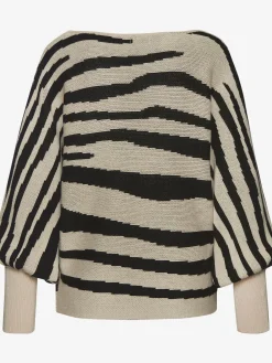 Pull en tricot large encolure en u