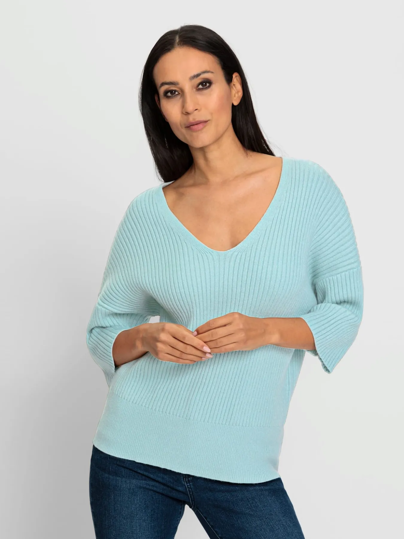 Pull en tricot tricot côtelé moderne