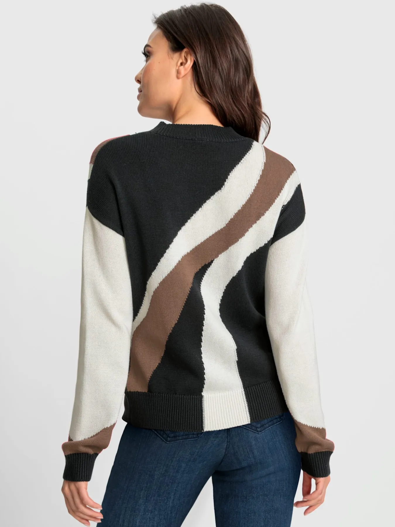 Pull encolure ronde combinaison de couleurs tendance