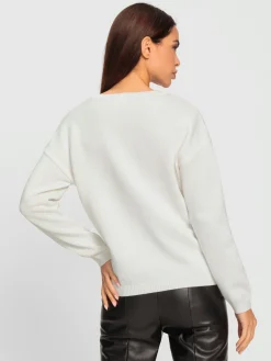 Pull encolure ronde joli fil moelleux