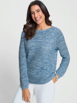 Pull motif ajouré intégral