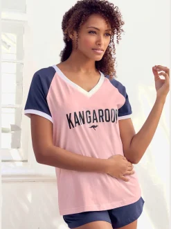 Pyjama court au style universitaire