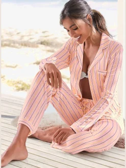Pyjama long au style classique