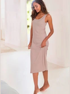 Robe à bretelles robe en tricot côtelé