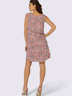 Robe à motif floral et effet superposé affinant
