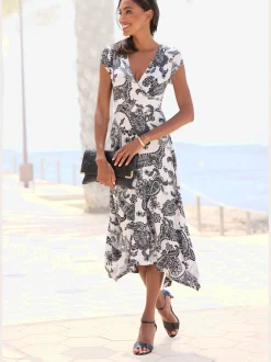 Robe d'été robe de plage avec encolure en v