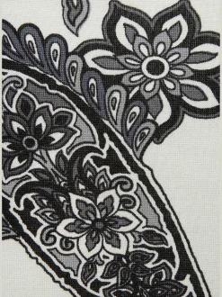 Robe d'été robe de plage avec encolure en v