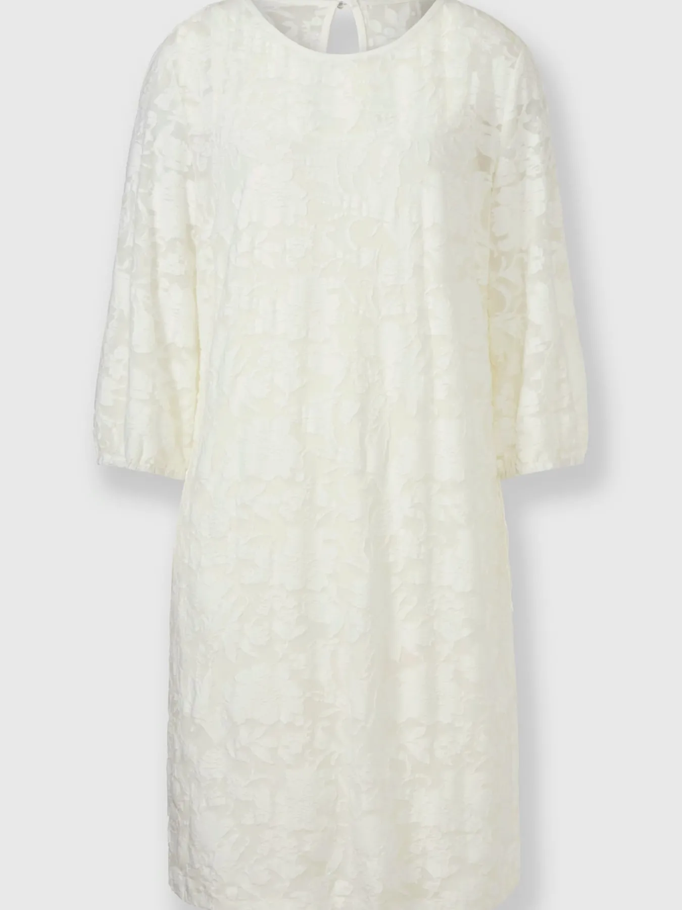 Robe en dentelle avec dentelle