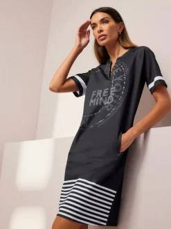Robe en jersey jolies pierres brillantes fantaisie
