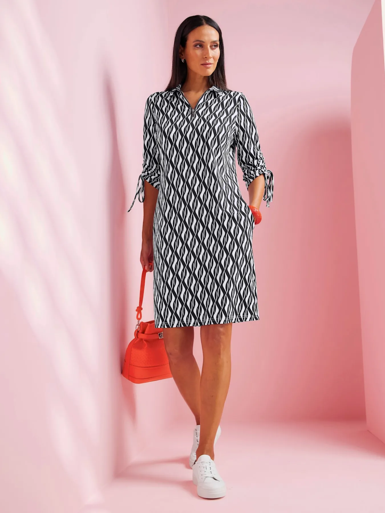 Robe en jersey lien réglable aux manches