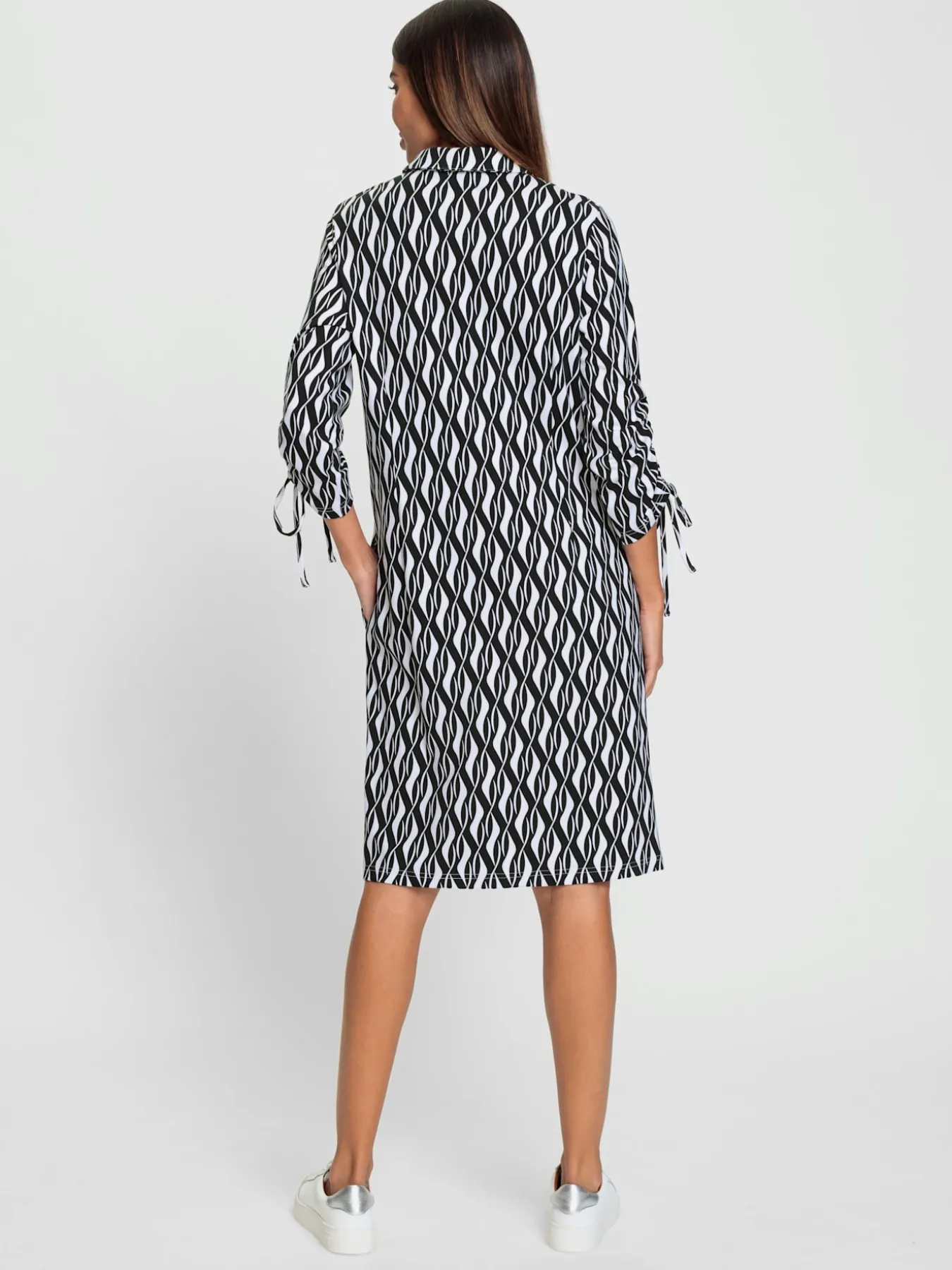 Robe en jersey lien réglable aux manches