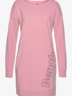 Robe en matière sweat robe d'intérieur sportive avec grand imprimé logo