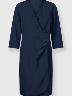 Robe extensible superbe aspect cache-cœur