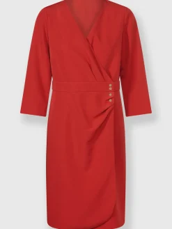 Robe extensible superbe aspect cache-cœur