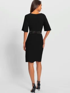Robe fourreau taille cintrée tendance