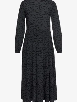 Robe longue avec encolure en v