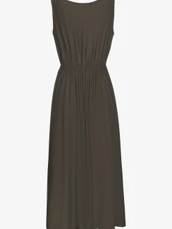 Robe longue encolure ronde dégagée