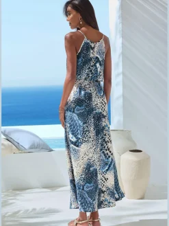 Robe longue encolure ronde légèrement froncée