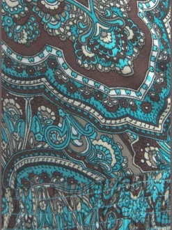 Robe longue séduisante encolure réglable