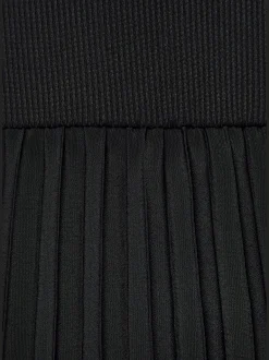 Robe mi-longue encolure ronde