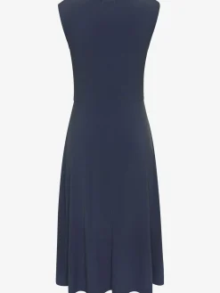 Robe mi-longue encolure ronde