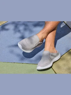 Sabots sneakers à enfiler tendance et confortables, semelle légère pour un confort optimal