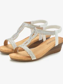 Sandales avec détails brillants tendance