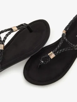 Sandales brides tressées raffinées et petits éléments métalliques