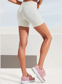 Short technique short sans coutures avec structure côtelée et effet moulant