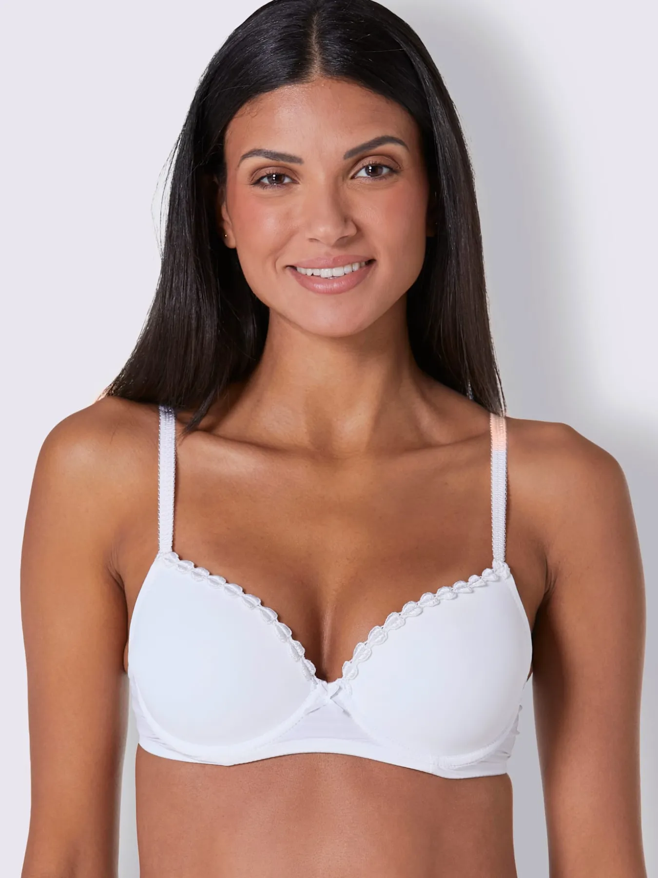 Soutien-gorge push-up avec armatures bon. a, b, c, d, e