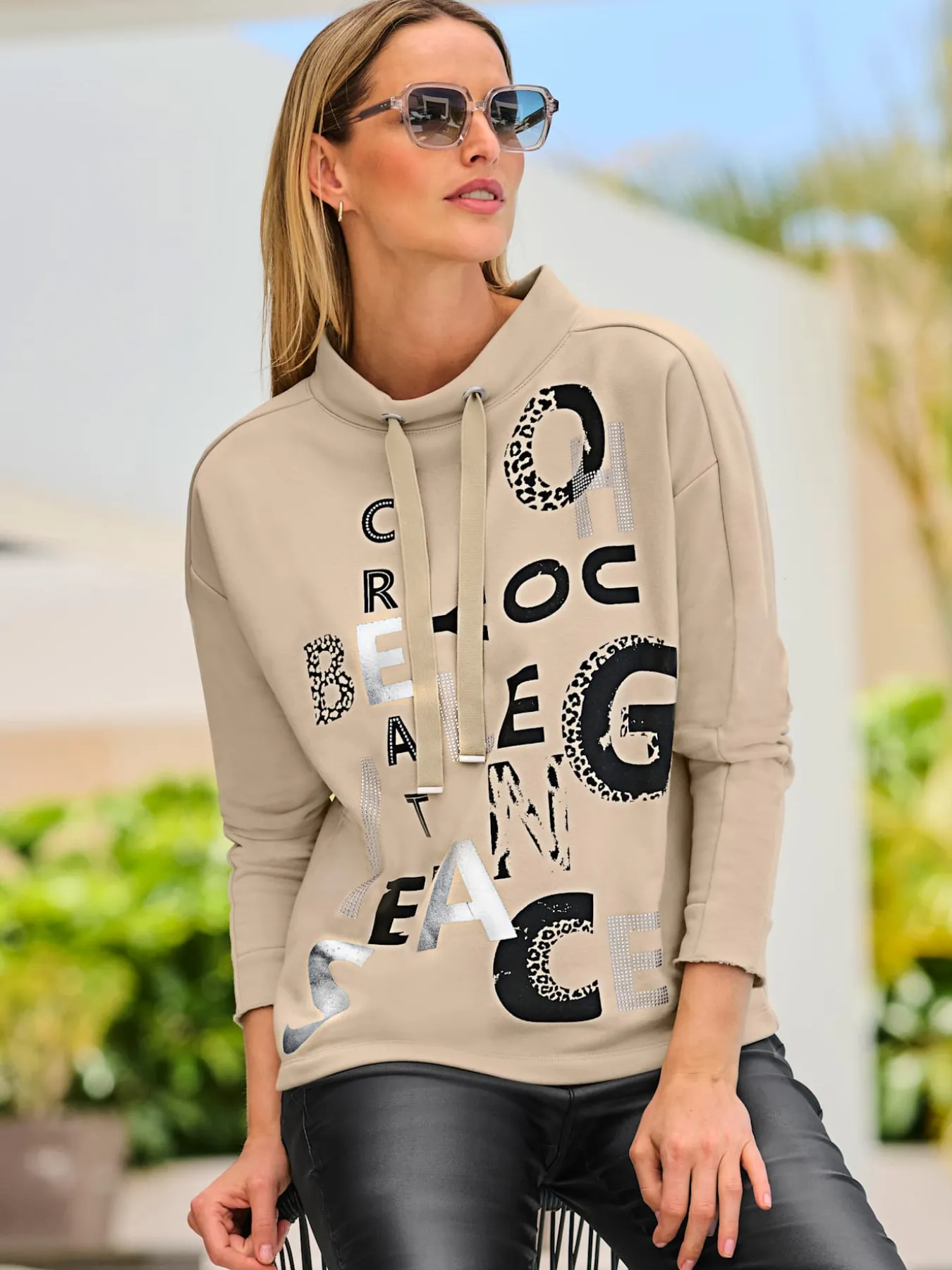 Sweatshirt imprimé feuille brillant