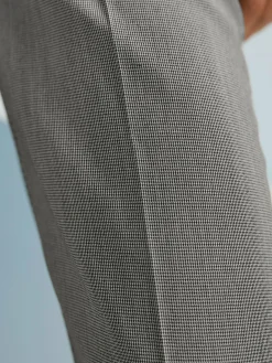 Tailleur pantalon intemporel et chic