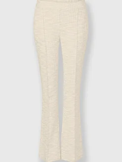 Tailleur pantalon une allure rayonnante ensemble ou séparément