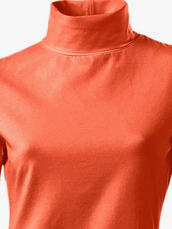 T-shirt à col roulé basique incontournable avec col roulé