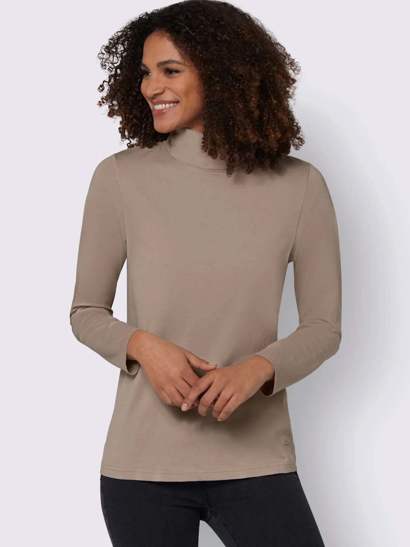 T-shirt à col roulé col roulé flatteur
