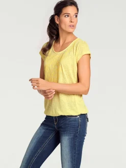 T-shirt à manches courtes qualité dévoré, imprimé effet ton sur ton