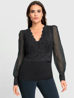 T-shirt à manches longues jolie dentelle sur l'encolure