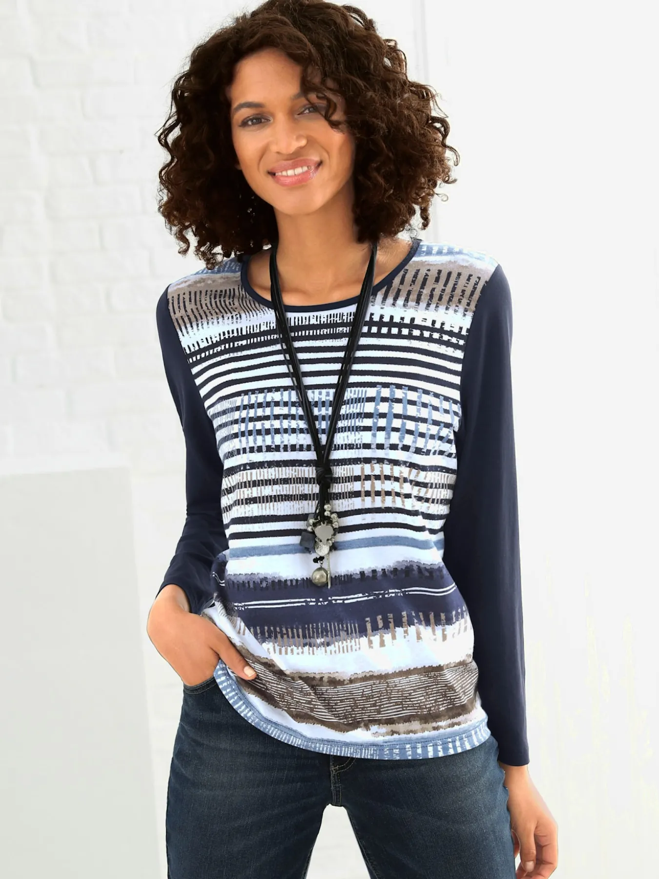 T-shirt avec un imprimé tendance et manches longues