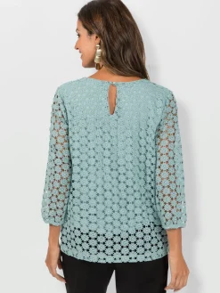 T-shirt en dentelle dentelle aux manches