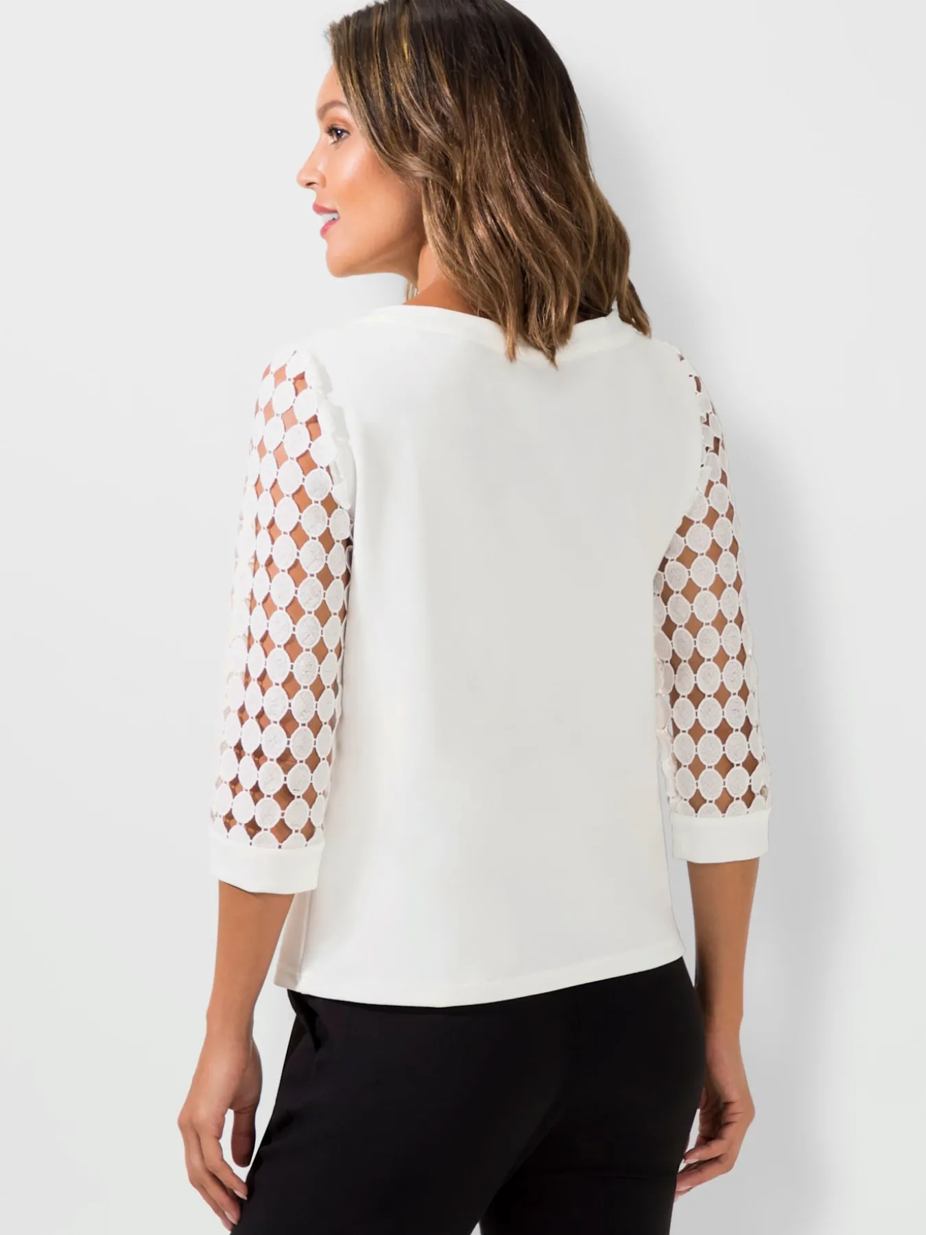 T-shirt en dentelle qualité indéformable